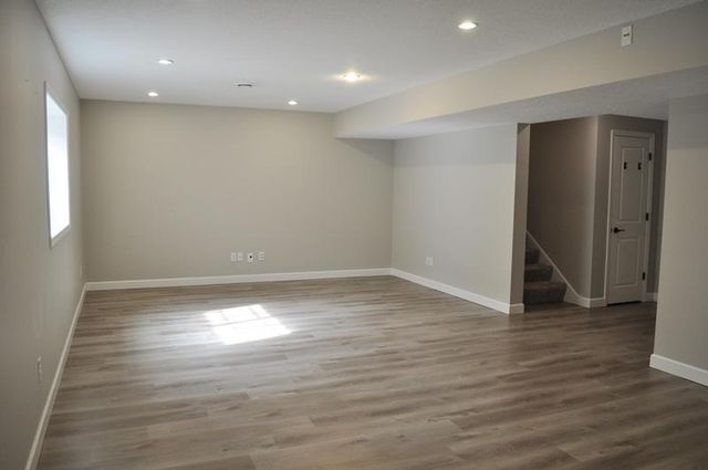 6886 Jewel Avenue S, Cottage Grove, MN 55016