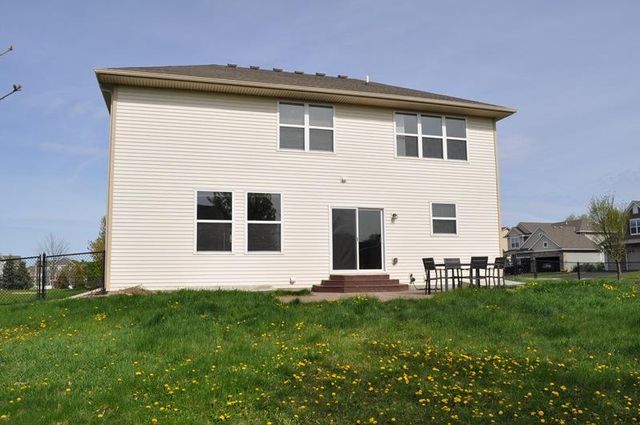 6886 Jewel Avenue S, Cottage Grove, MN 55016