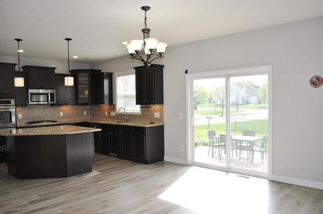 6886 Jewel Avenue S, Cottage Grove, MN 55016