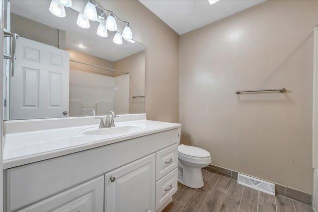 1349 Rainbow Forest DR, Troutville, VA 24175