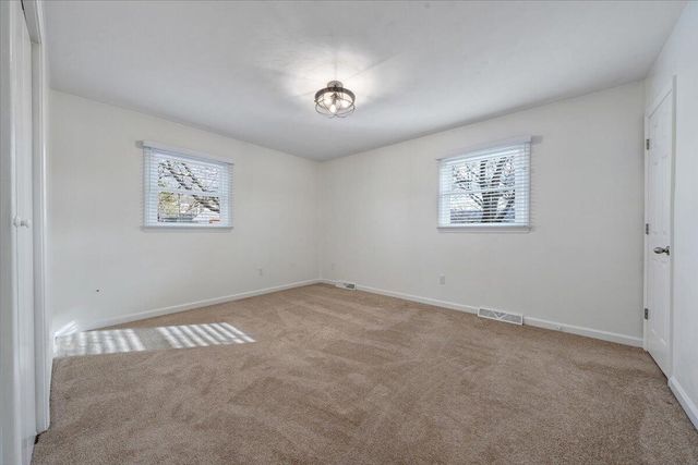 1349 Rainbow Forest DR, Troutville, VA 24175