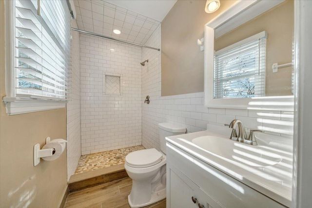 1349 Rainbow Forest DR, Troutville, VA 24175