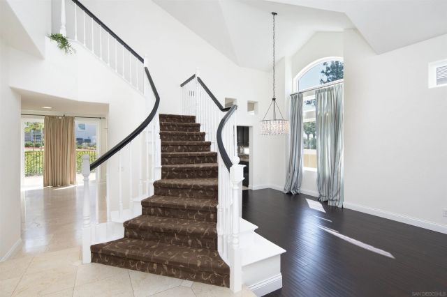 14025 Chestnut Hill Lane, San Diego, CA 92128