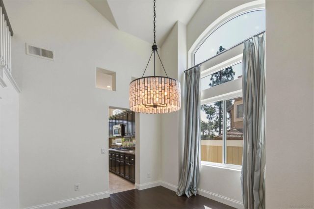14025 Chestnut Hill Lane, San Diego, CA 92128