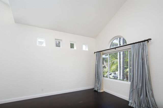 14025 Chestnut Hill Lane, San Diego, CA 92128