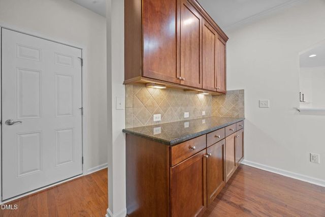 620 Abbey Hall Way, Cary, NC 27513