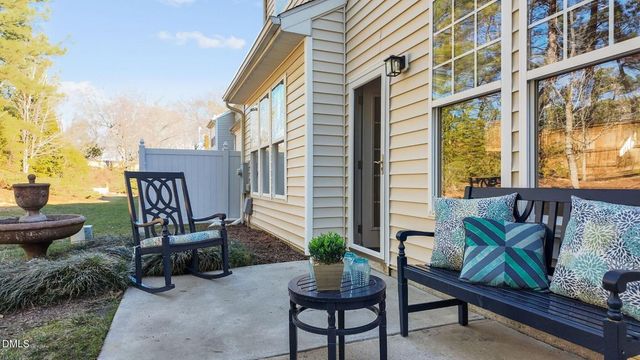 620 Abbey Hall Way, Cary, NC 27513