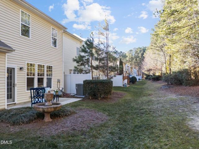 620 Abbey Hall Way, Cary, NC 27513