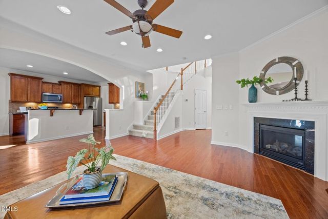 620 Abbey Hall Way, Cary, NC 27513