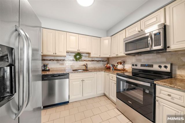 6605 Granton Avenue 3A, North Bergen, NJ 07047