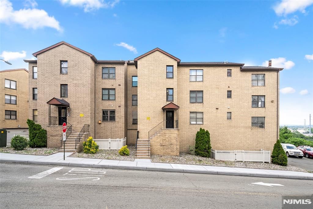 6605 Granton Avenue 3A, North Bergen, NJ 07047