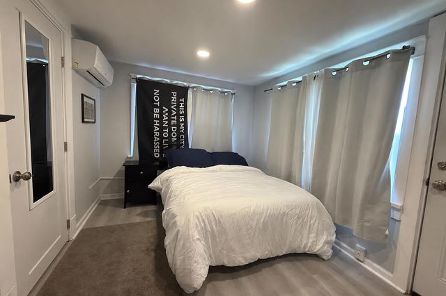 1124 Los Tomases Drive NW, Albuquerque, NM 87102