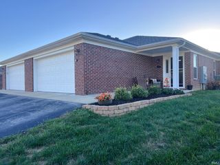 7318 SHEA Drive, Evansville, IN 47725