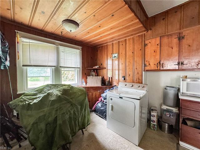 772 Shell RD, Chesapeake, VA 23323