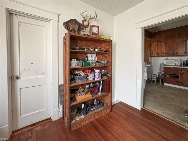 772 Shell RD, Chesapeake, VA 23323