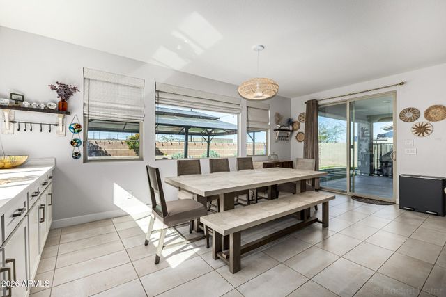 12006 W LUXTON Lane, Avondale, AZ 85323