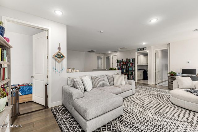 12006 W LUXTON Lane, Avondale, AZ 85323