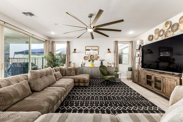 12006 W LUXTON Lane, Avondale, AZ 85323