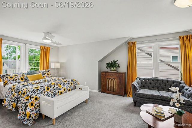549 Park Drive, Clawson, MI 48017