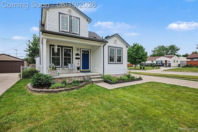 549 Park Drive, Clawson, MI 48017