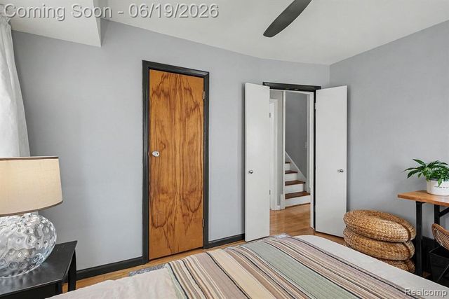 549 Park Drive, Clawson, MI 48017