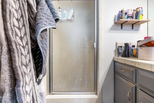 2045 W Simpson, Fresno, CA 93705