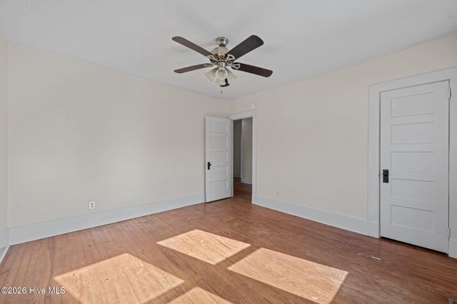 107 N C Street, Bridgeton, NC 28519