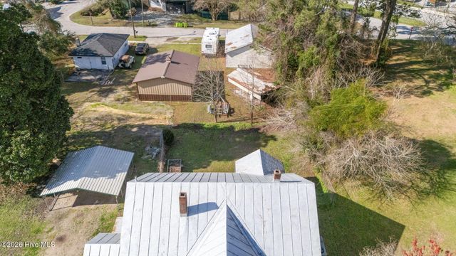 107 N C Street, Bridgeton, NC 28519