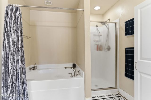 6836 Biddix-evans Road Central, Ocean Springs, MS 39564