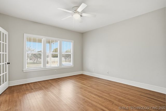 1739 E 13th Place, Tulsa, OK 74104