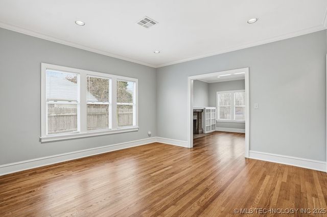 1739 E 13th Place, Tulsa, OK 74104