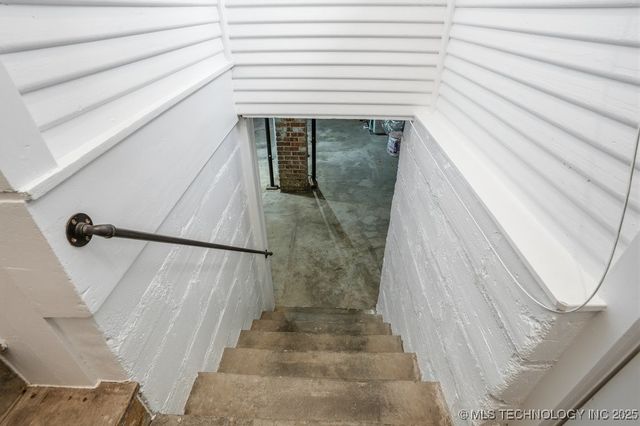 1739 E 13th Place, Tulsa, OK 74104