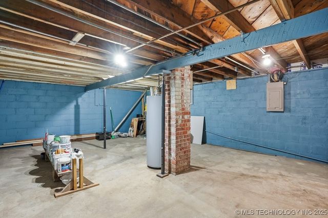 1739 E 13th Place, Tulsa, OK 74104