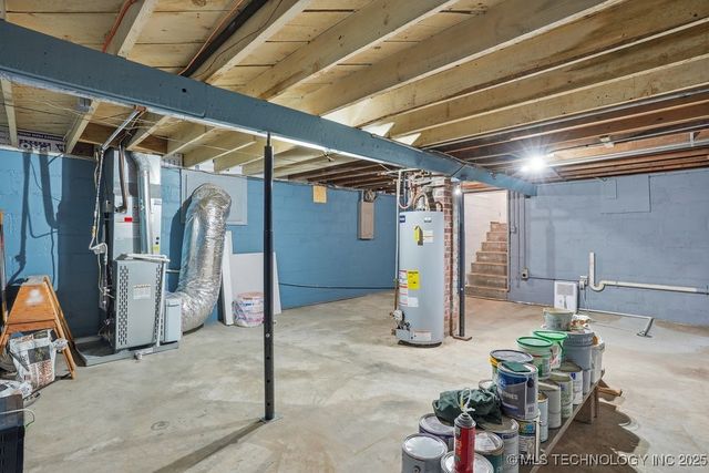 1739 E 13th Place, Tulsa, OK 74104