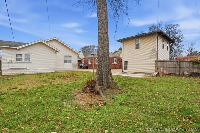 1739 E 13th Place, Tulsa, OK 74104