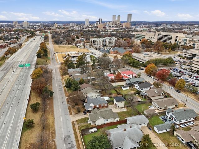 1739 E 13th Place, Tulsa, OK 74104