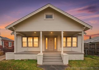 1739 E 13th Place, Tulsa, OK 74104