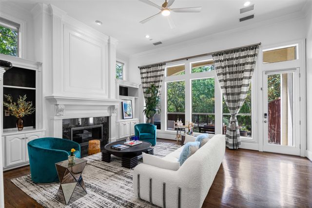 4111 Buena Vista Street, Dallas, TX 75204