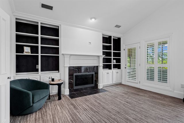 4111 Buena Vista Street, Dallas, TX 75204