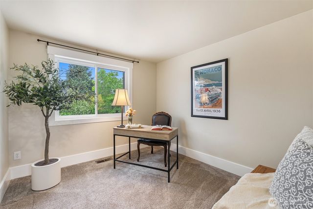 4613 NE 19th Street, Renton, WA 98059