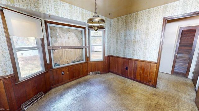 1231 Darren DR, Portsmouth, VA 23701