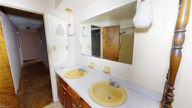 1231 Darren DR, Portsmouth, VA 23701