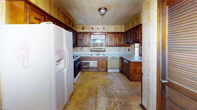 1231 Darren DR, Portsmouth, VA 23701