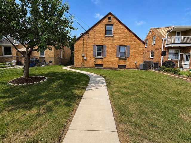 3124 S 40th STREET, Milwaukee, WI 53215