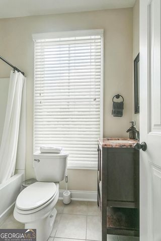 309 E 41st Street, Savannah, GA 31401