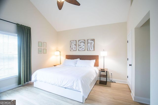 309 E 41st Street, Savannah, GA 31401