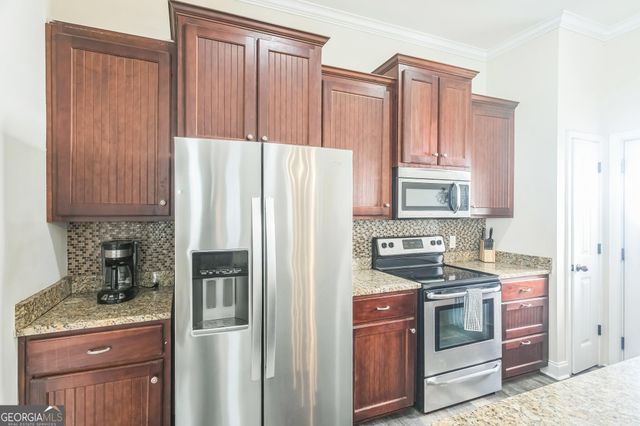 309 E 41st Street, Savannah, GA 31401