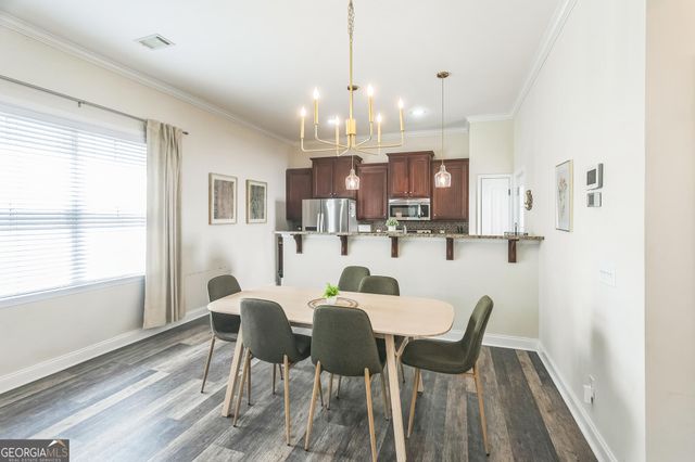 309 E 41st Street, Savannah, GA 31401