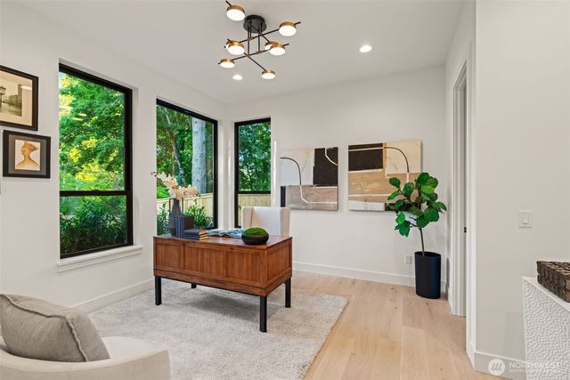 15019 SE 16th Street, Bellevue, WA 98007