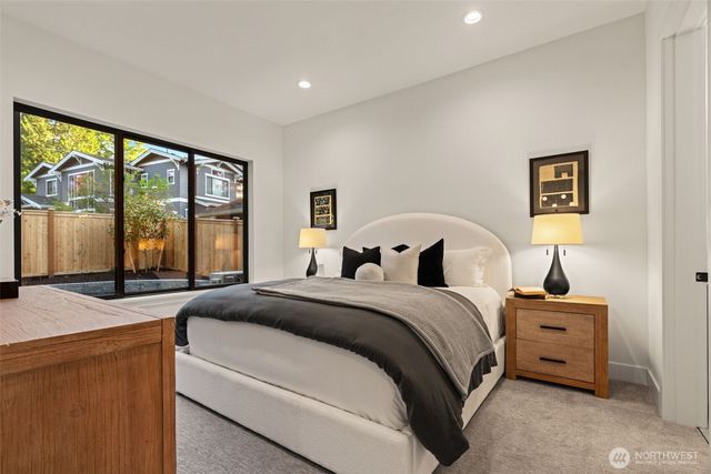 15019 SE 16th Street, Bellevue, WA 98007